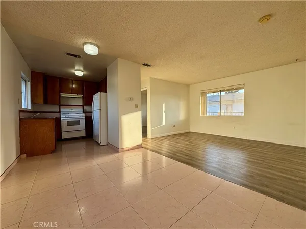 $1,995 | 12327 Beverly Boulevard, Unit C3, Whittier, CA 90601