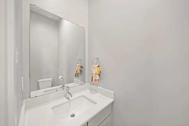 $325,000 | 720 West Donovan Street, Houston, TX 77091