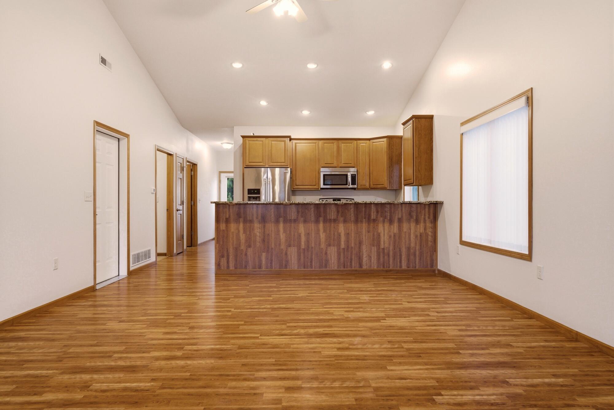 1321 Barson Place, Unit 50 Onalaska, WI 54650 - Photo 10 of 25 9_009_dsc04679