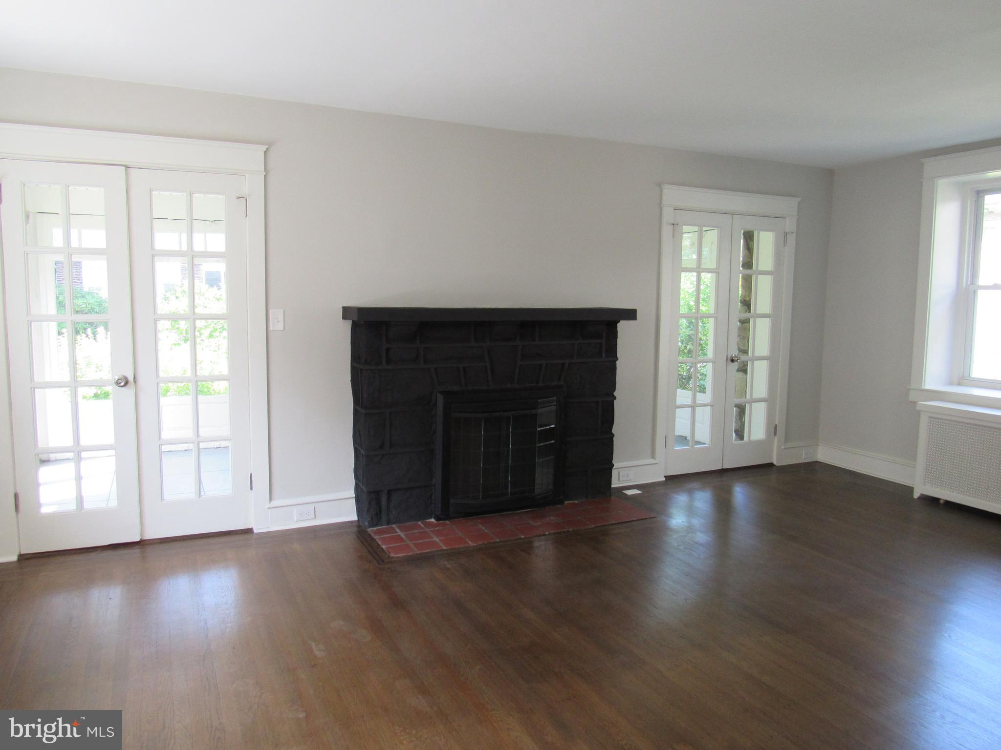 415 Netherwood Road Upper Darby, PA 19082 - Photo 6 of 31