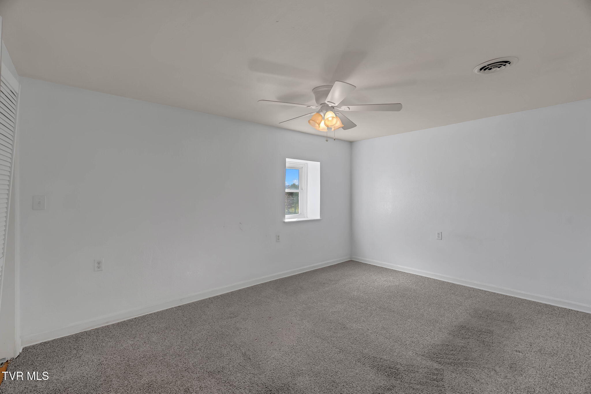 211 Mount Zion Church Road Jonesborough, TN 37659 - Photo 18 of 24 18-web-or-mls-211 Mount Zion Church Rd-1