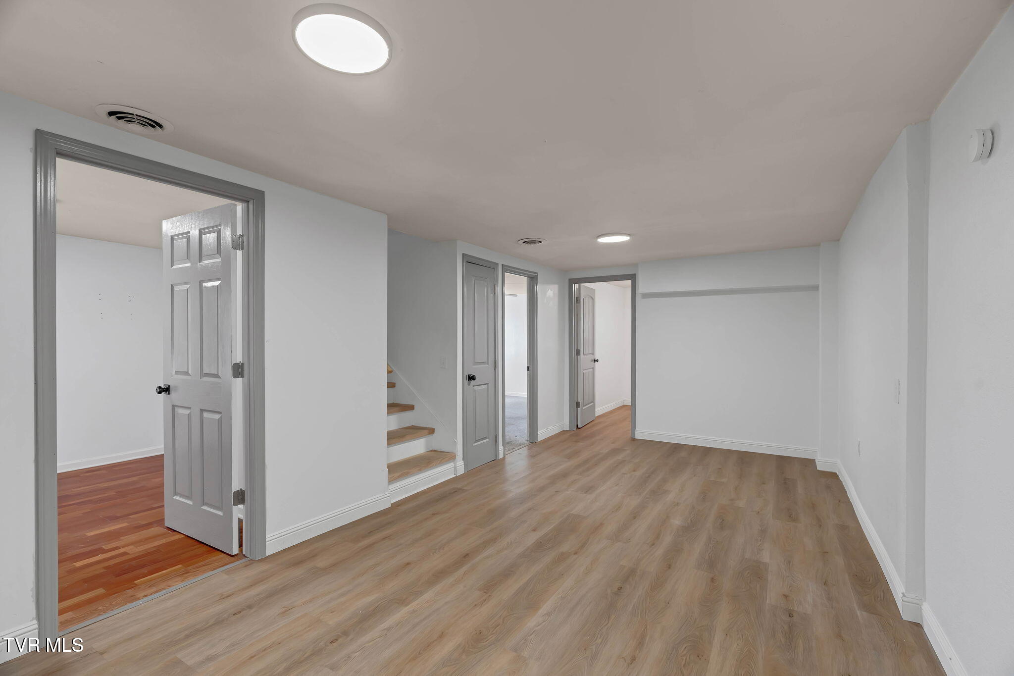 211 Mount Zion Church Road Jonesborough, TN 37659 - Photo 10 of 24 5-web-or-mls-211 Mount Zion Church Rd-5