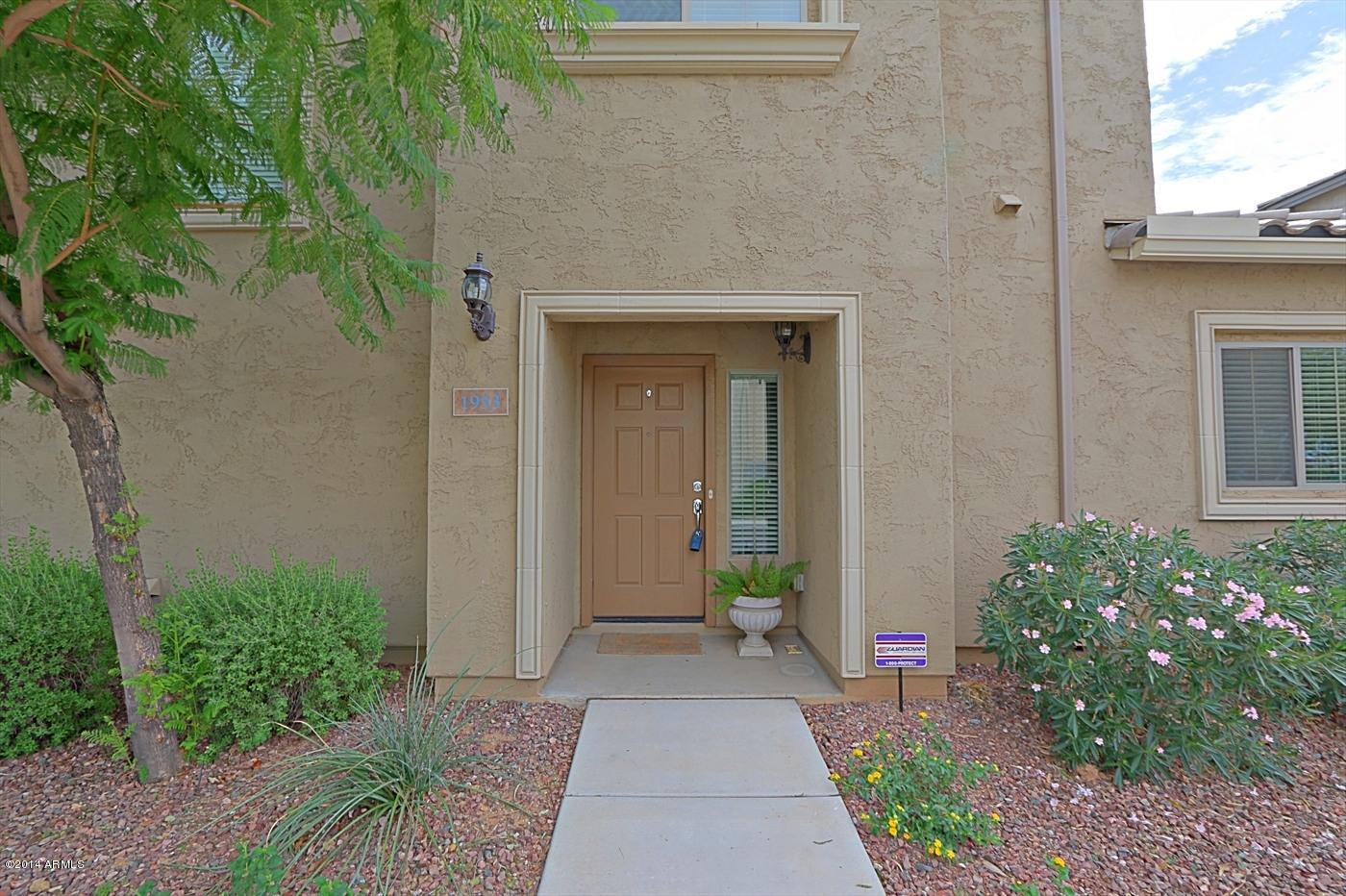 1953 West Davis Road Phoenix, AZ 85023 - Photo 5 of 25 Front Door