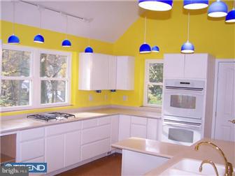 445 Devon State Road Devon, PA 19333 - Photo 4 of 12 Kitchen