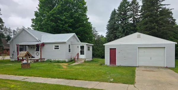 $179,900 | 303 Jefferson Street, Mancelona, MI 49659