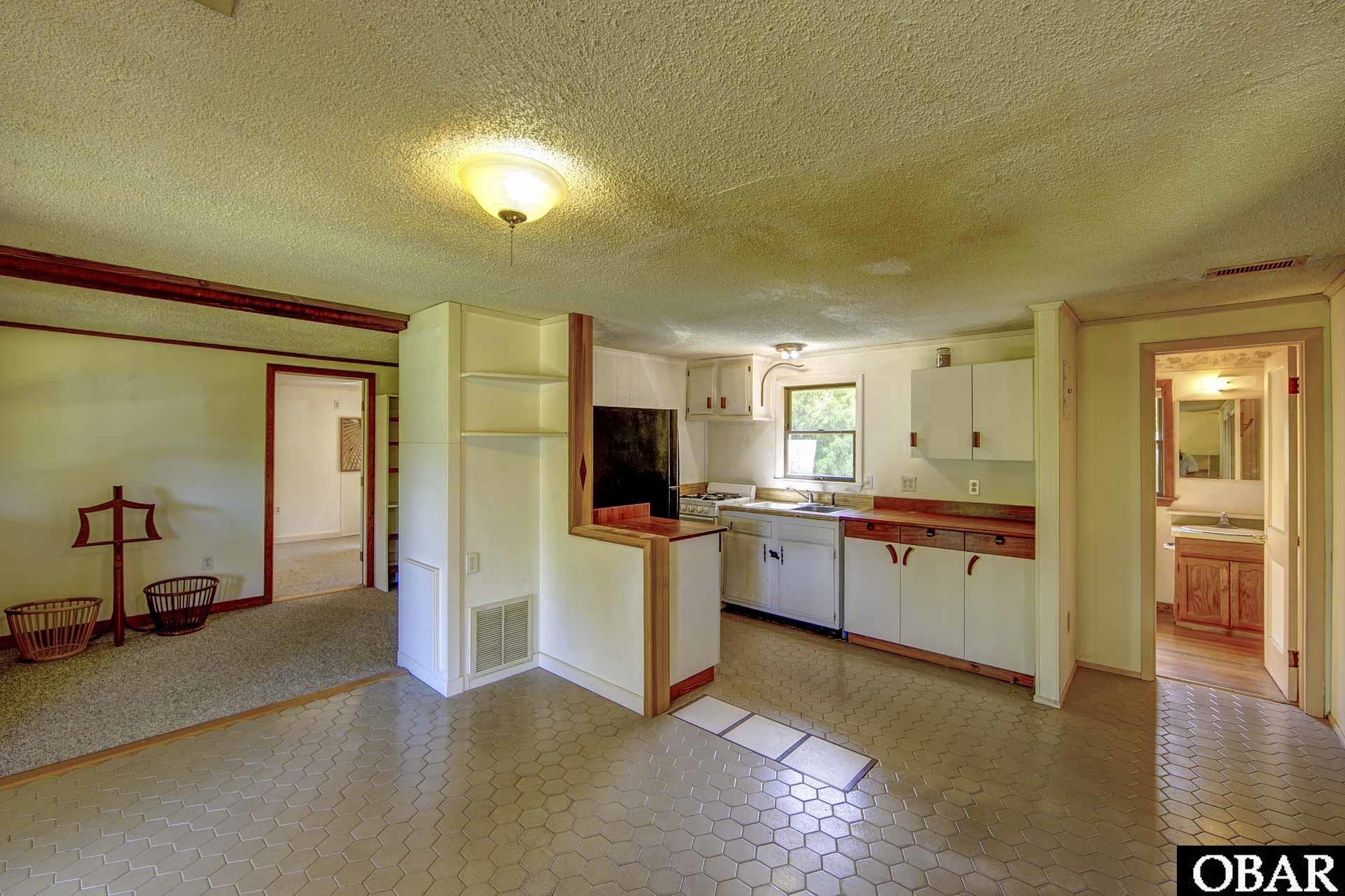 48216 Tyler Road Buxton, NC 27920 - Photo 6 of 20