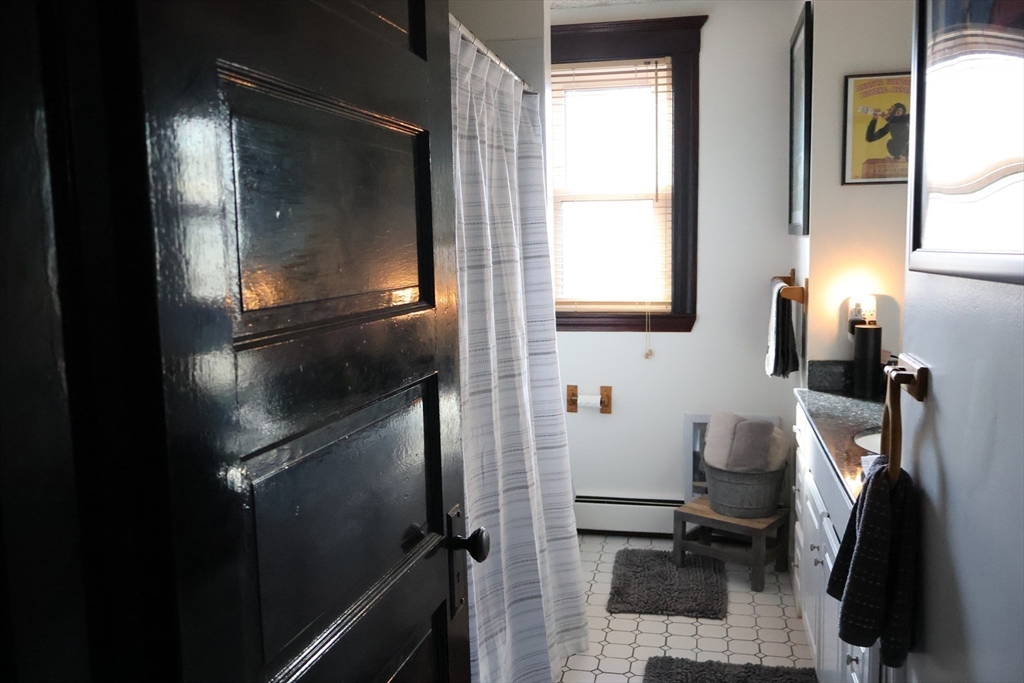 10-12 Fairview Avenue Swampscott, MA 01907 - Photo 13 of 41