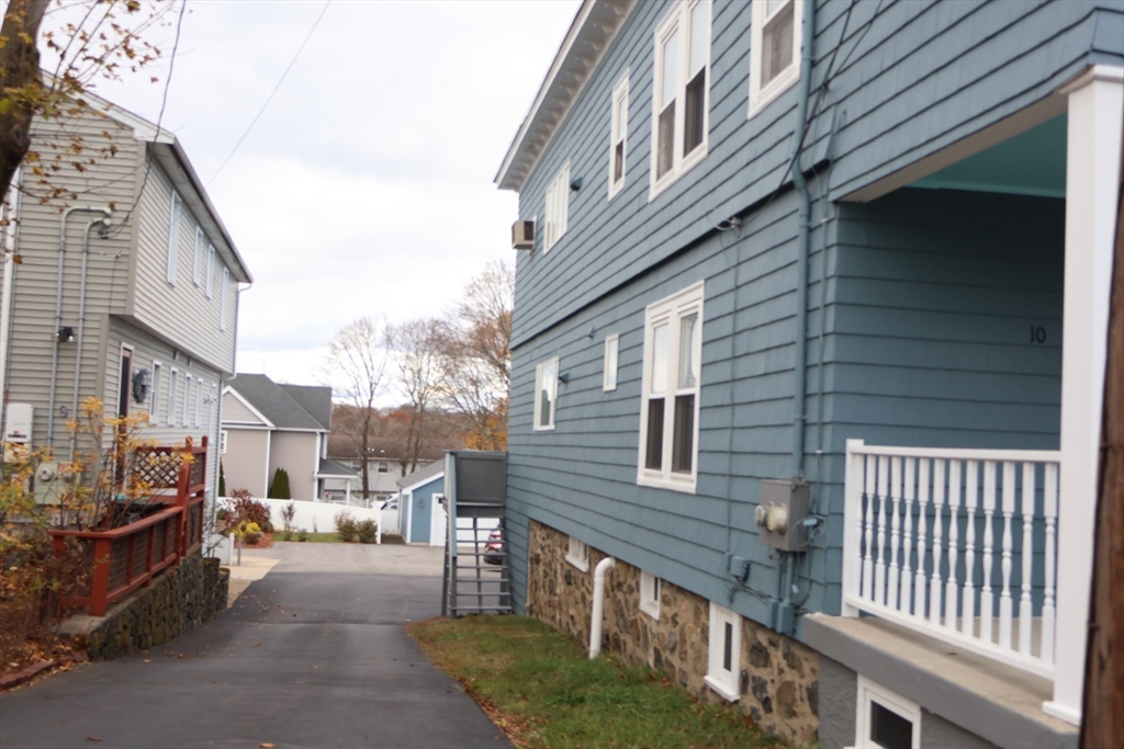 10-12 Fairview Avenue Swampscott, MA 01907 - Photo 3 of 41