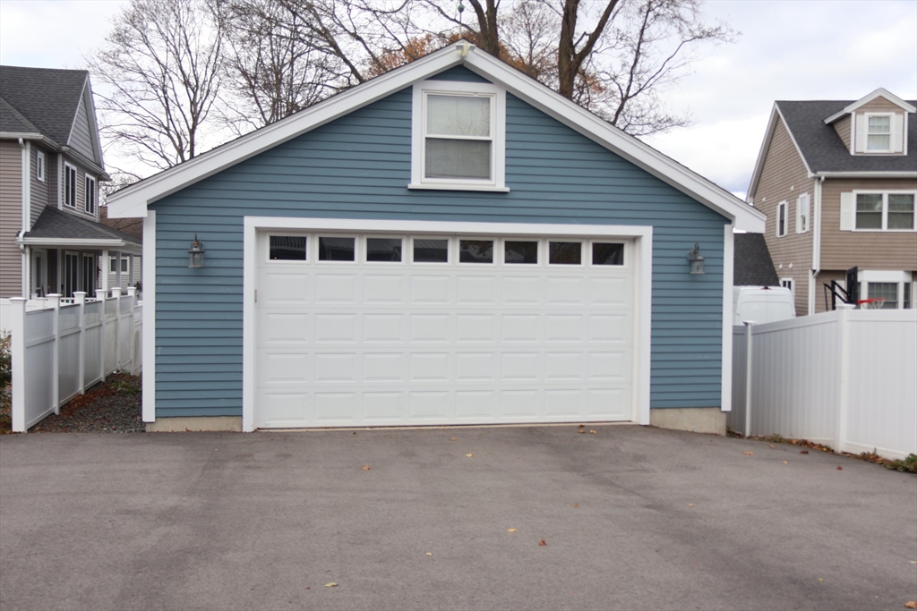 10-12 Fairview Avenue Swampscott, MA 01907 - Photo 5 of 41