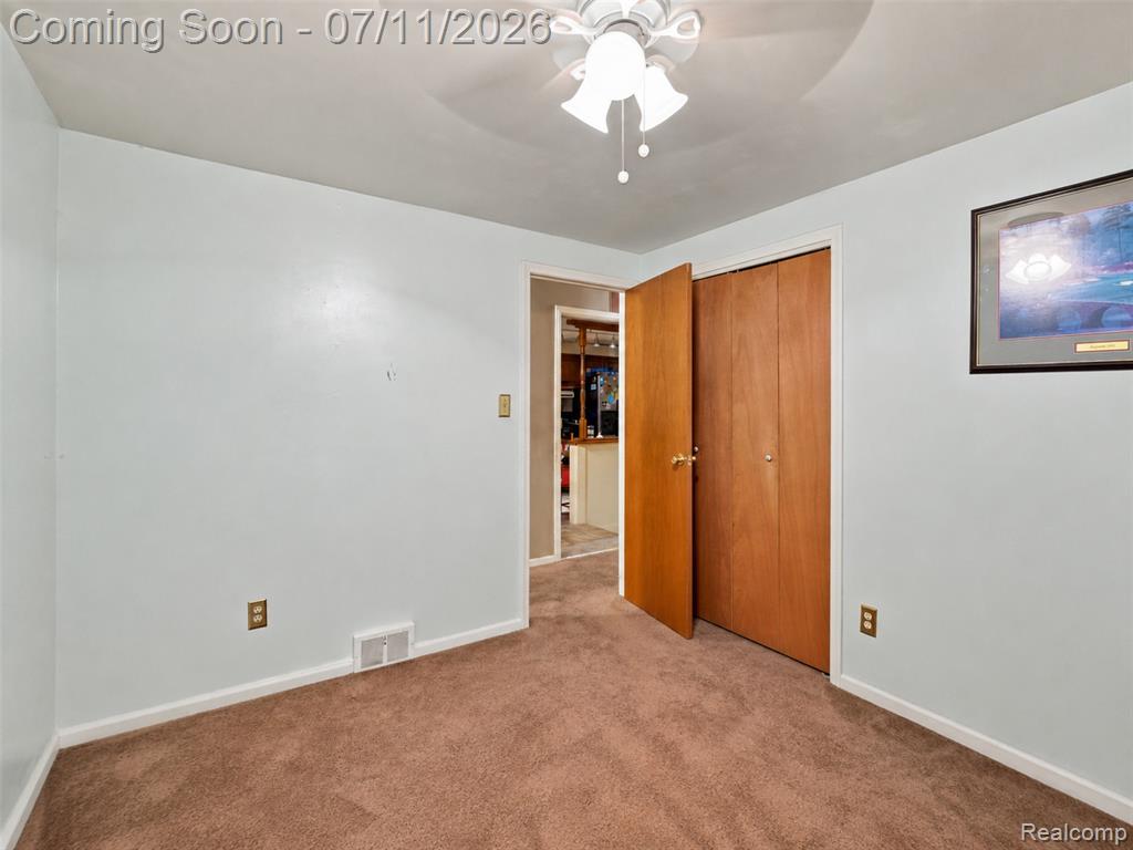 27679 Spring Arbor Drive Southfield, MI 48076 - Photo 15 of 31