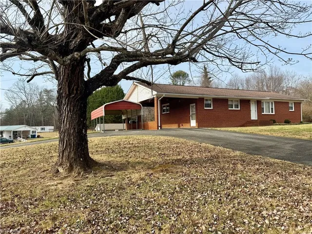 $225,000 | 140 Westwood Drive, Mount Airy, NC 27030