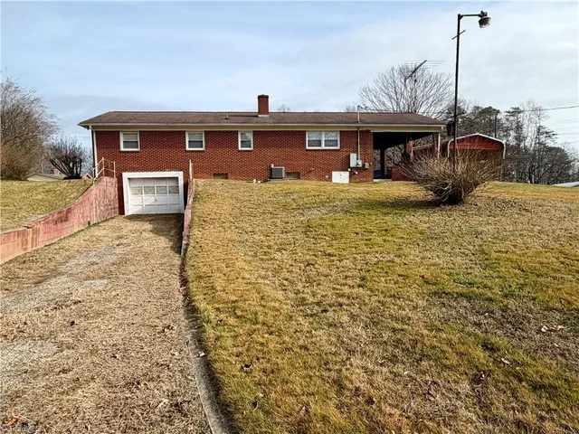 $225,000 | 140 Westwood Drive, Mount Airy, NC 27030