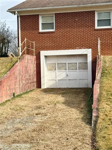 $225,000 | 140 Westwood Drive, Mount Airy, NC 27030