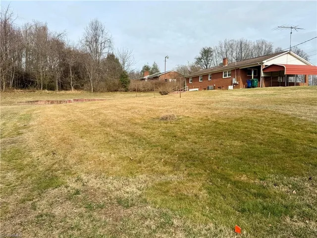 $225,000 | 140 Westwood Drive, Mount Airy, NC 27030