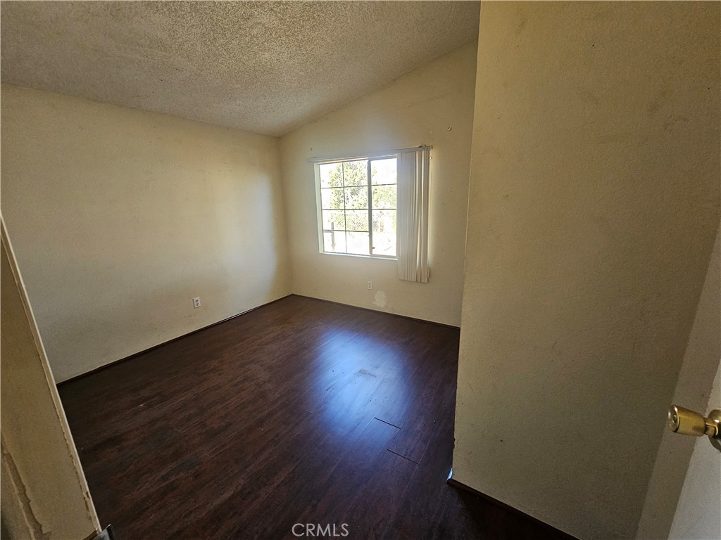 278 Yucca Road Pinon Hills, CA 92372 - Photo 5 of 29