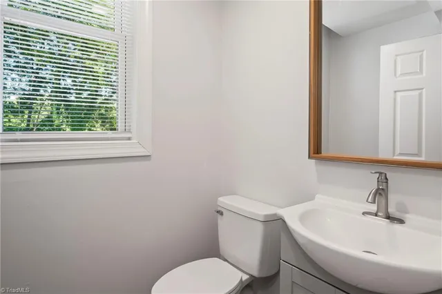 $1,450 | 2842 Bon Air Avenue, Winston-Salem, NC 27105