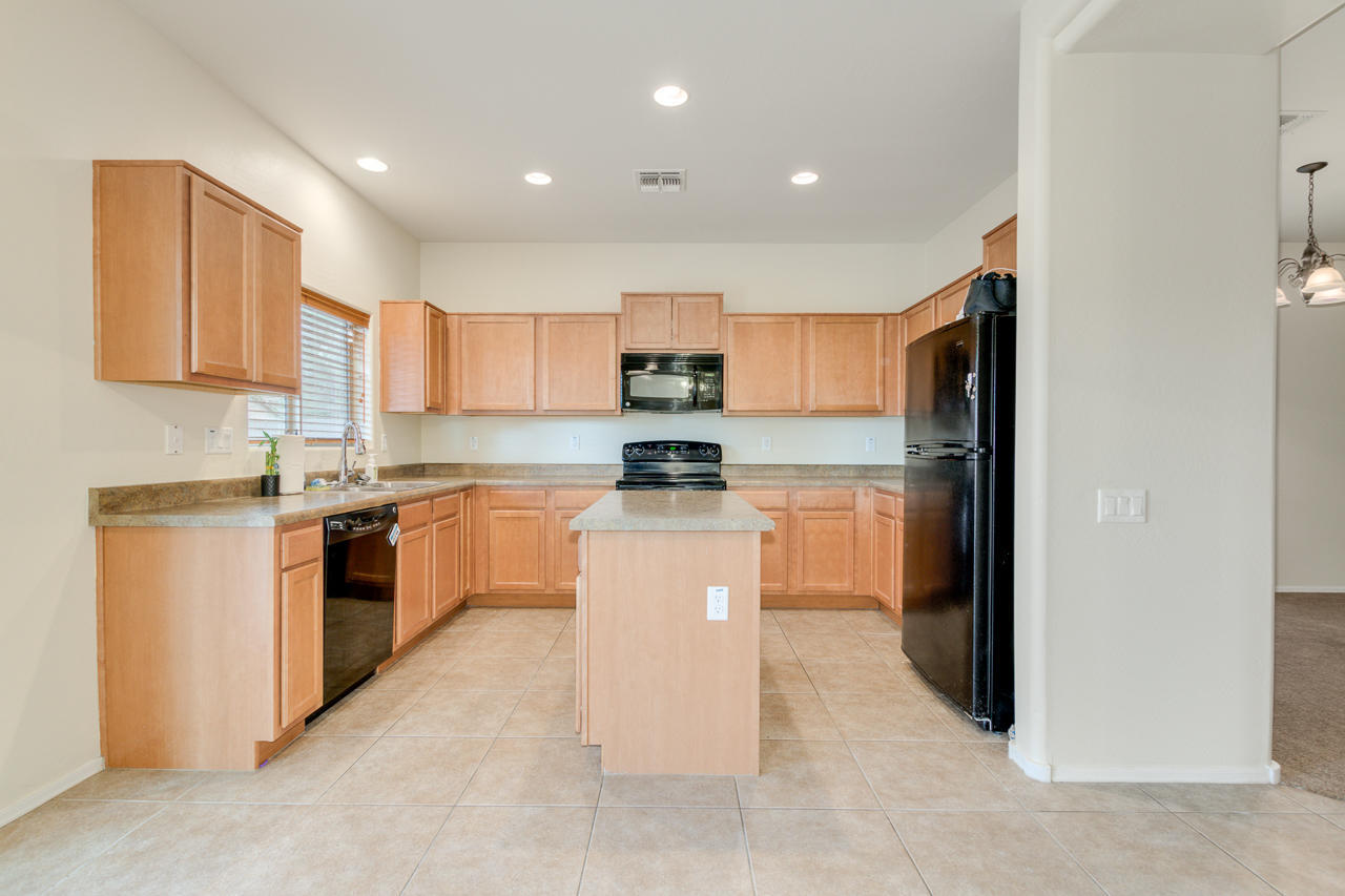 43488 West Magnolia Road Maricopa, AZ 85138 - Photo 9 of 34 09-Magnolia