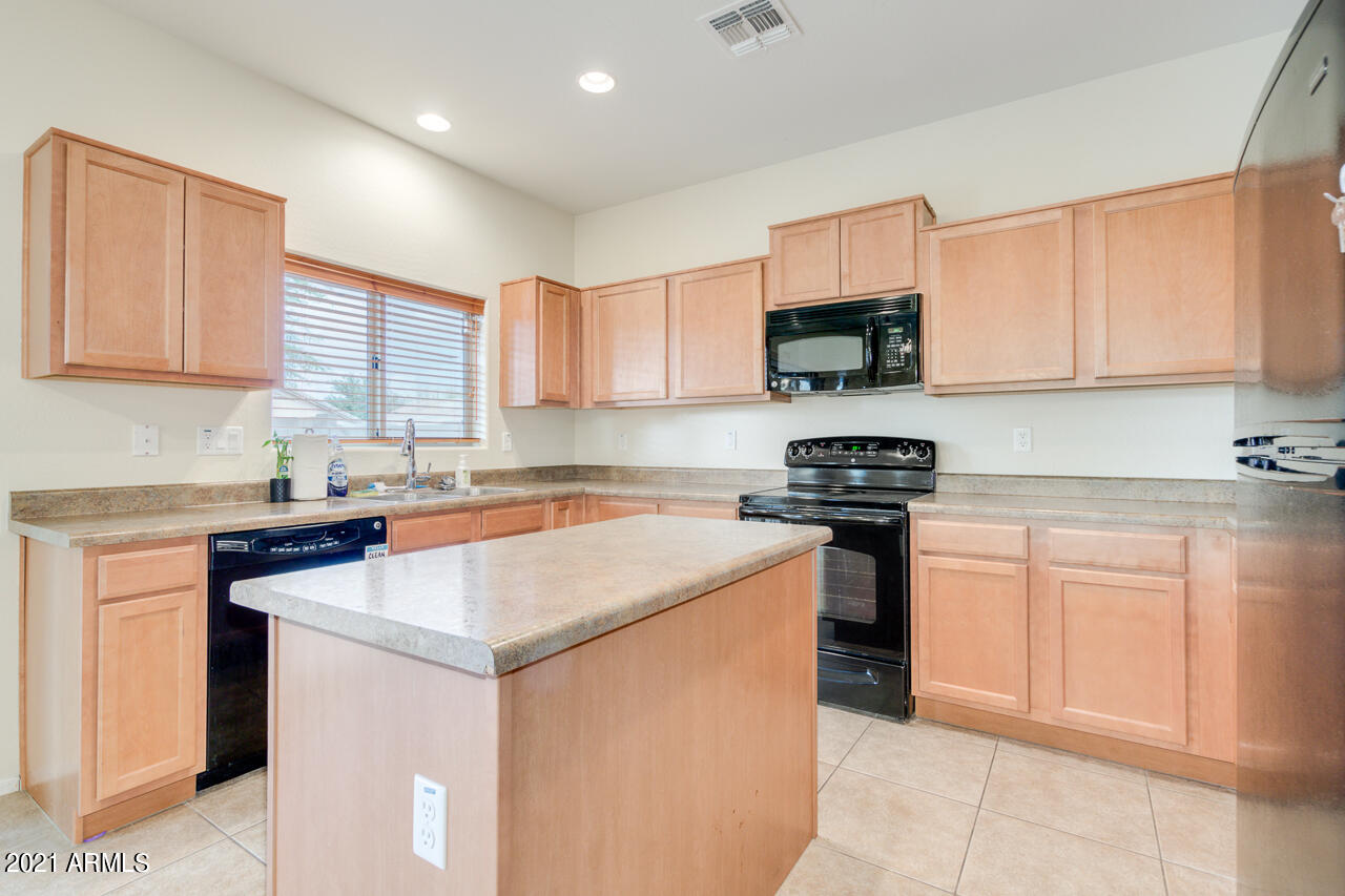 43488 West Magnolia Road Maricopa, AZ 85138 - Photo 10 of 34 10-Magnolia