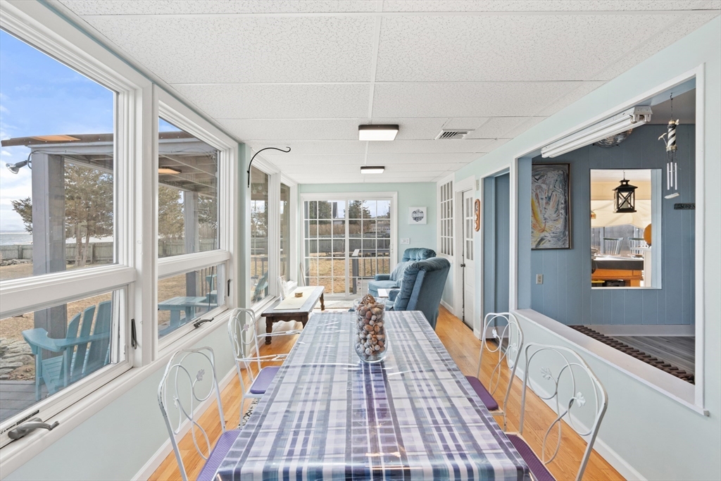 278 A Delano Road Marion, MA 02738 - Photo 25 of 32 a living room with large window and furniture