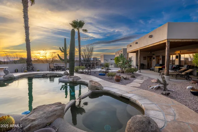 $1,600,000 | 21675 Date Creek Road, Wickenburg, AZ 85390