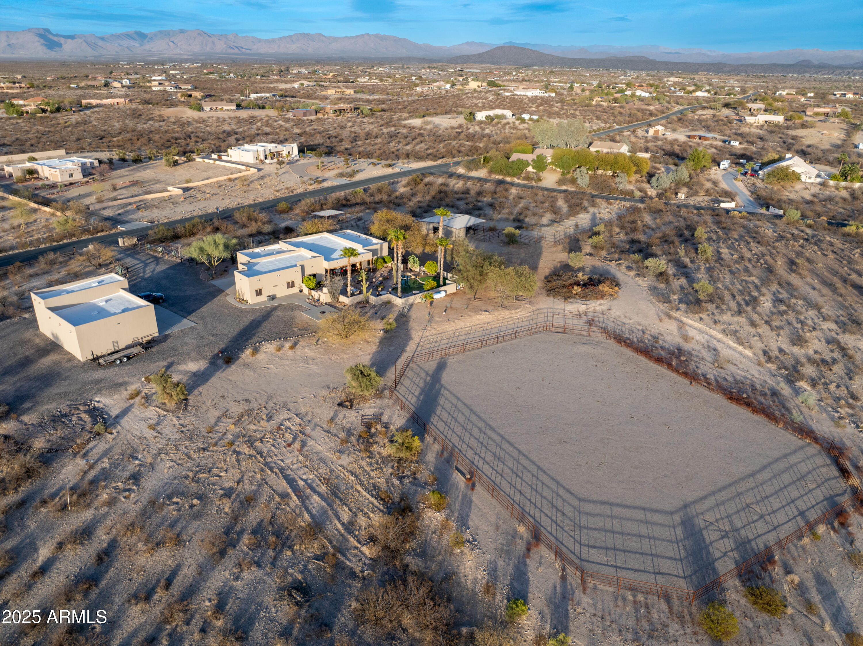 21675 Date Creek Road Wickenburg, AZ 85390 - Photo 41 of 48 Riding Arena