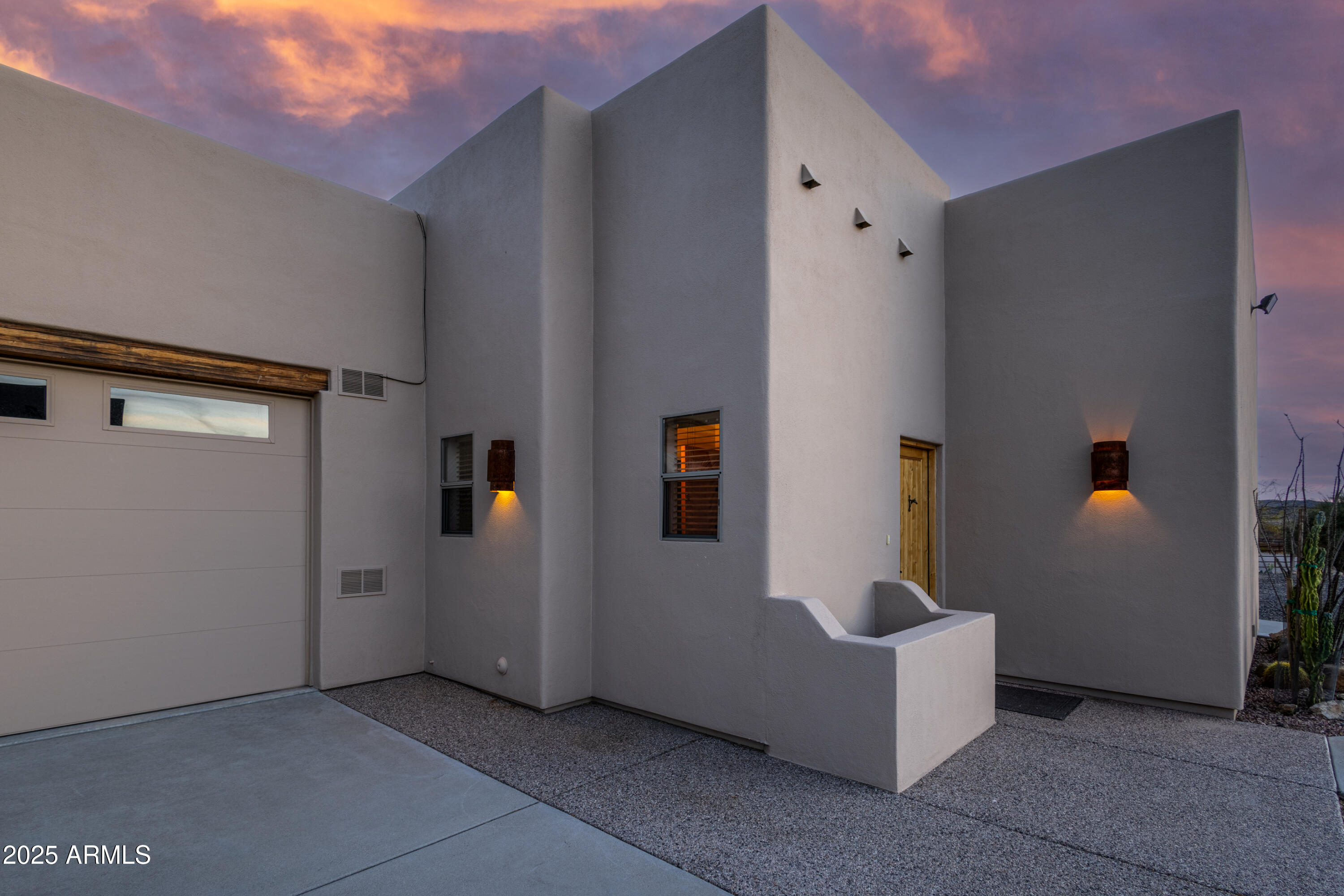 21675 Date Creek Road Wickenburg, AZ 85390 - Photo 9 of 48 Attached 2 Car Garage