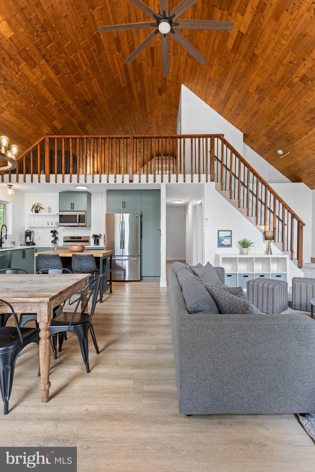 81 Pineknoll Drive Lake Harmony, PA 18624 - Photo 15 of 61 Open Main Floor