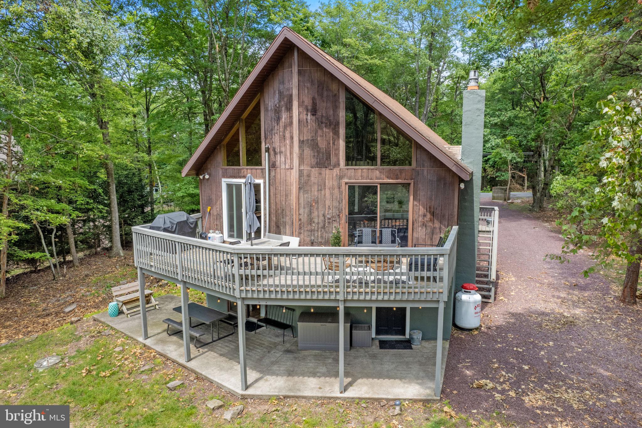 81 Pineknoll Drive Lake Harmony, PA 18624 - Photo 2 of 61 Back Exterior (Faces the Forest)