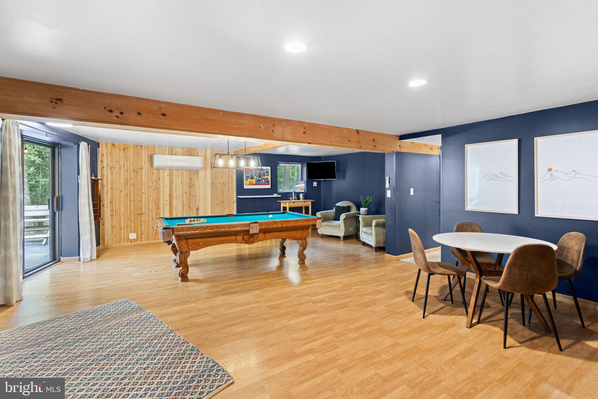 81 Pineknoll Drive Lake Harmony, PA 18624 - Photo 27 of 61 Gameroom (Floor 1)