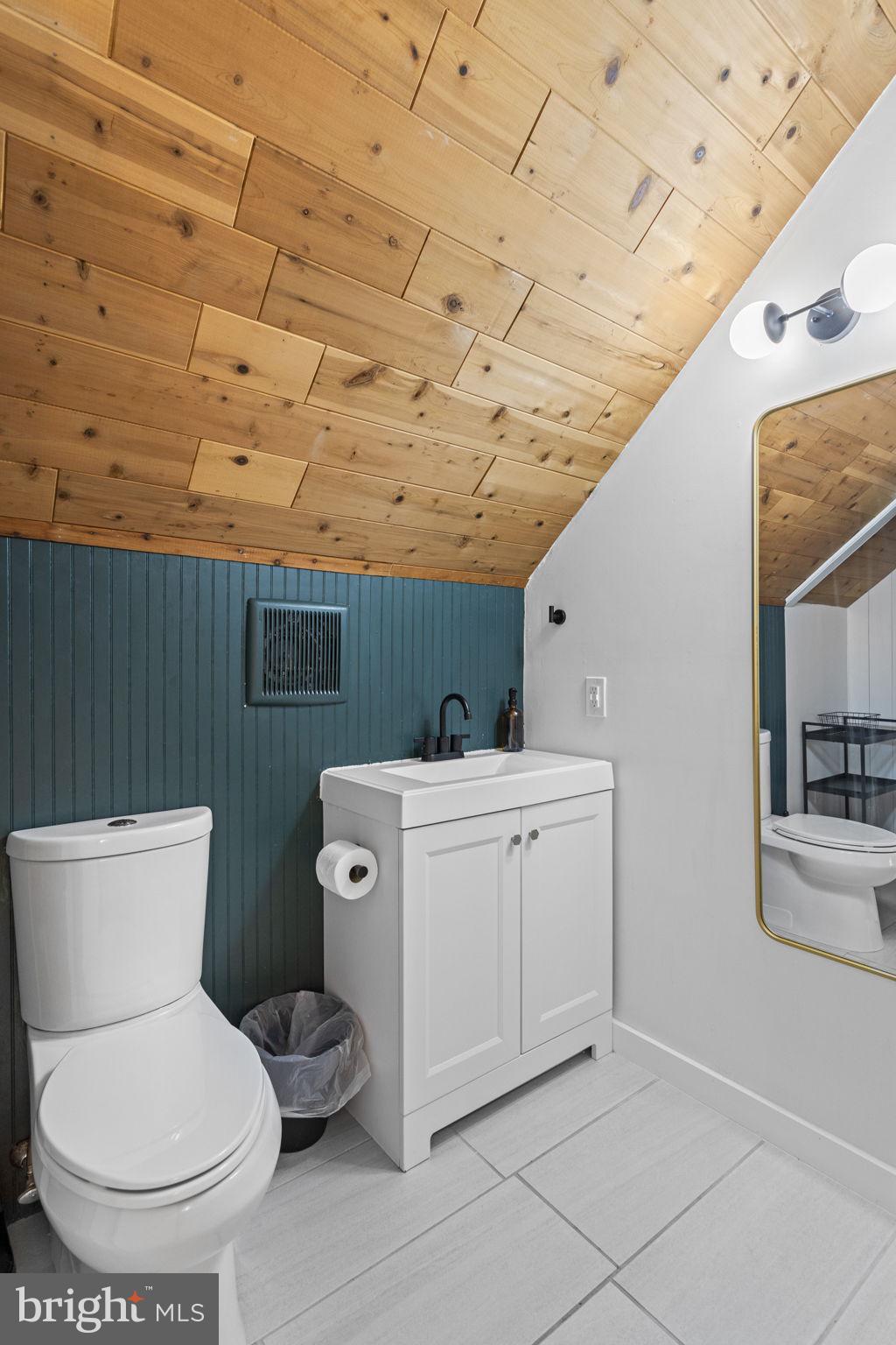 81 Pineknoll Drive Lake Harmony, PA 18624 - Photo 44 of 61 3rd Full Bathroom (Floor 3)