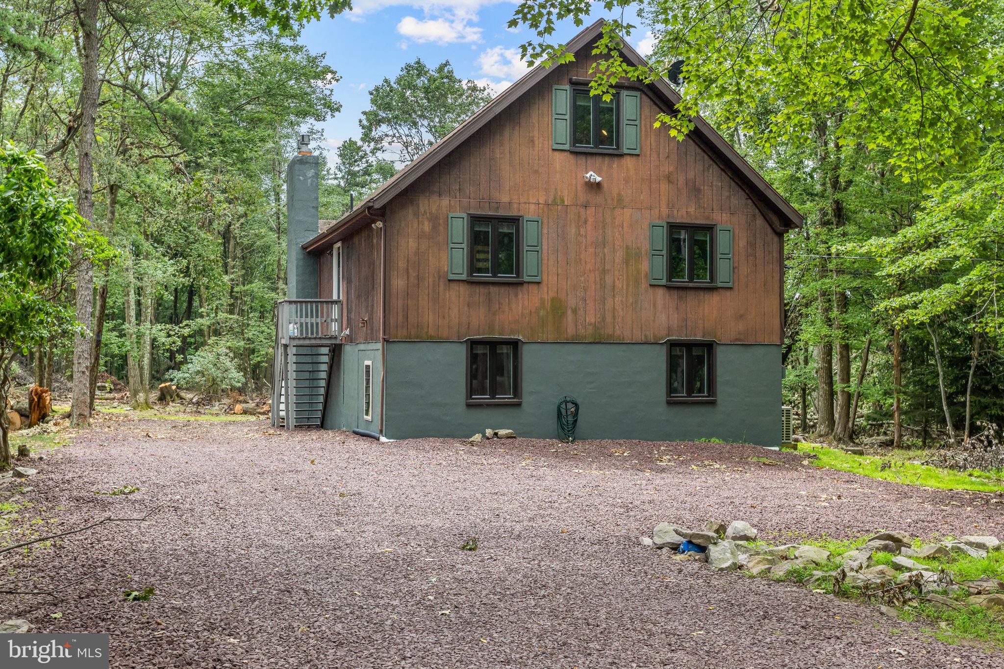 81 Pineknoll Drive Lake Harmony, PA 18624 - Photo 57 of 61 Front Exterior (View from Pineknoll)