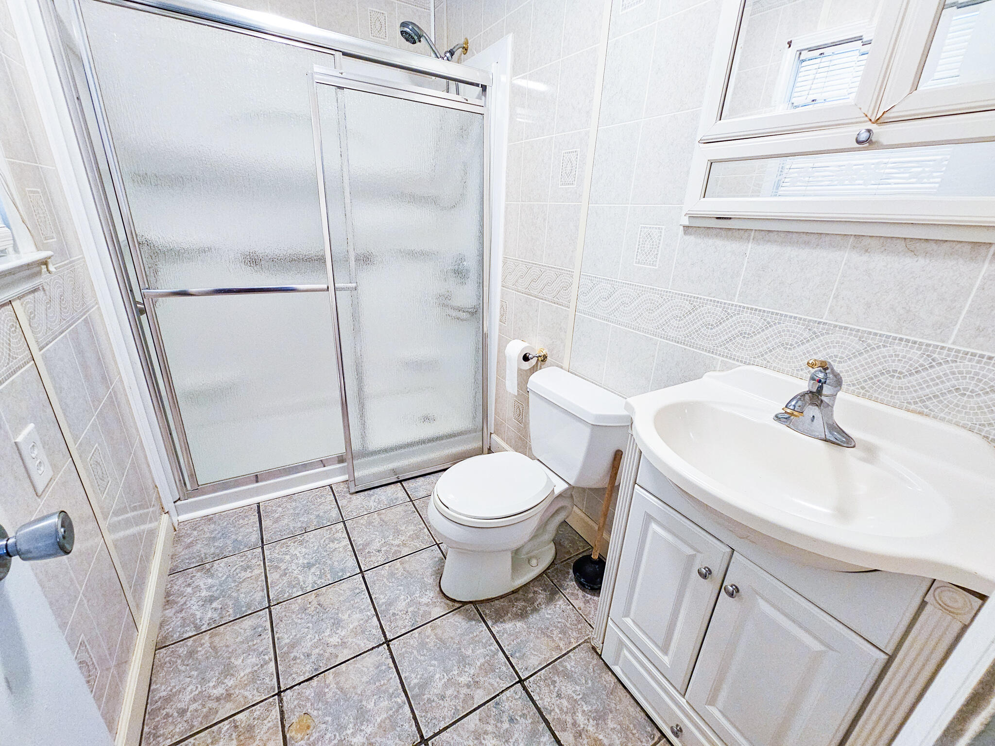 213 Otis Road Walterboro, SC 29488 - Photo 11 of 23 Otis Master Bath