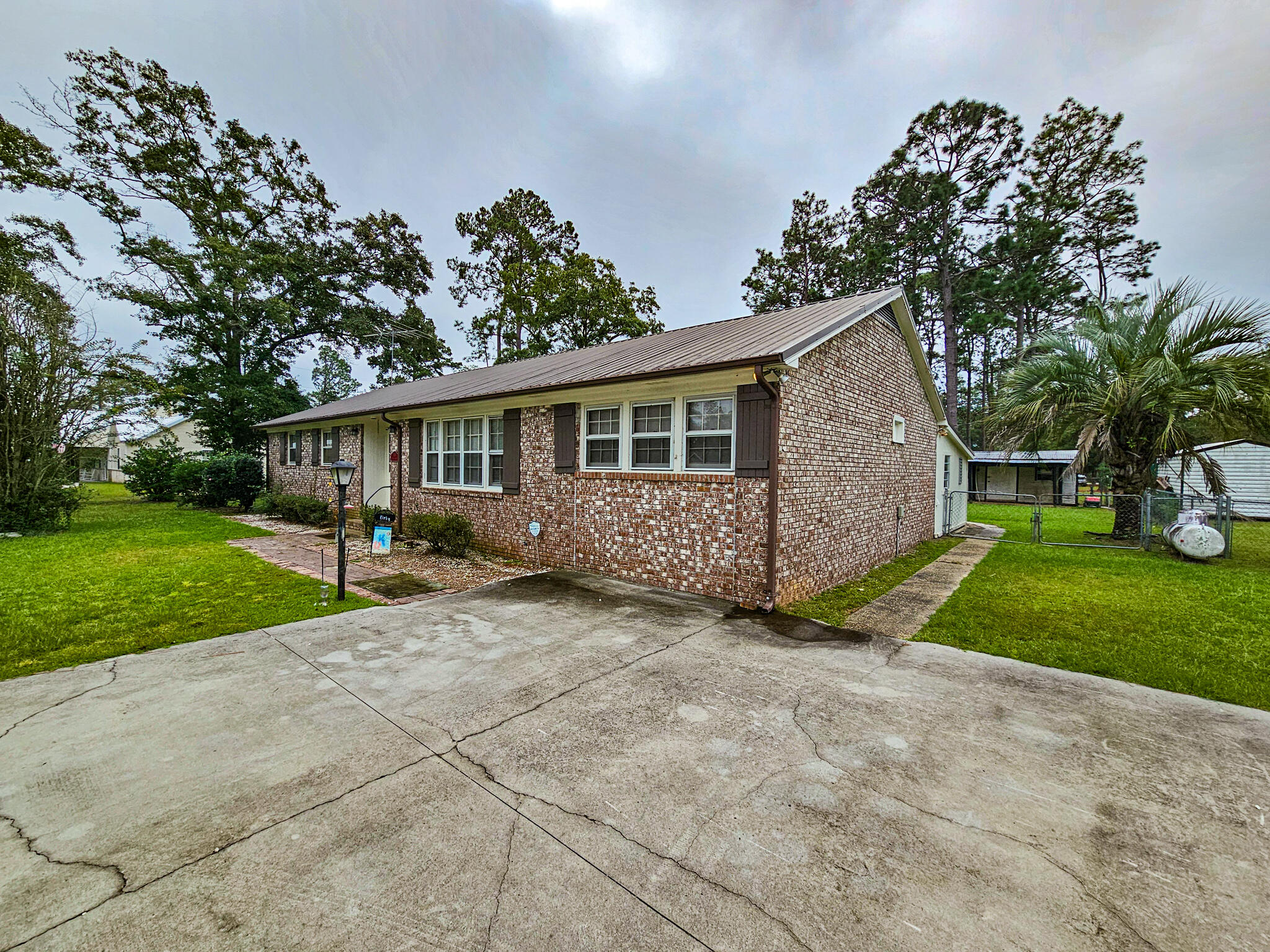 213 Otis Road Walterboro, SC 29488 - Photo 2 of 23 Otis Side
