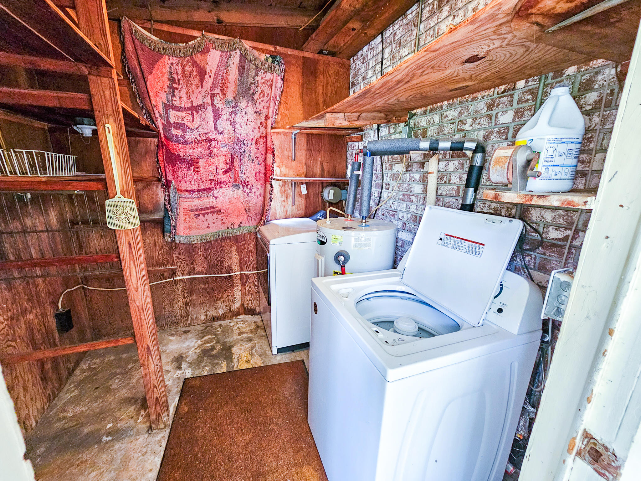 213 Otis Road Walterboro, SC 29488 - Photo 23 of 23 Laundry Room