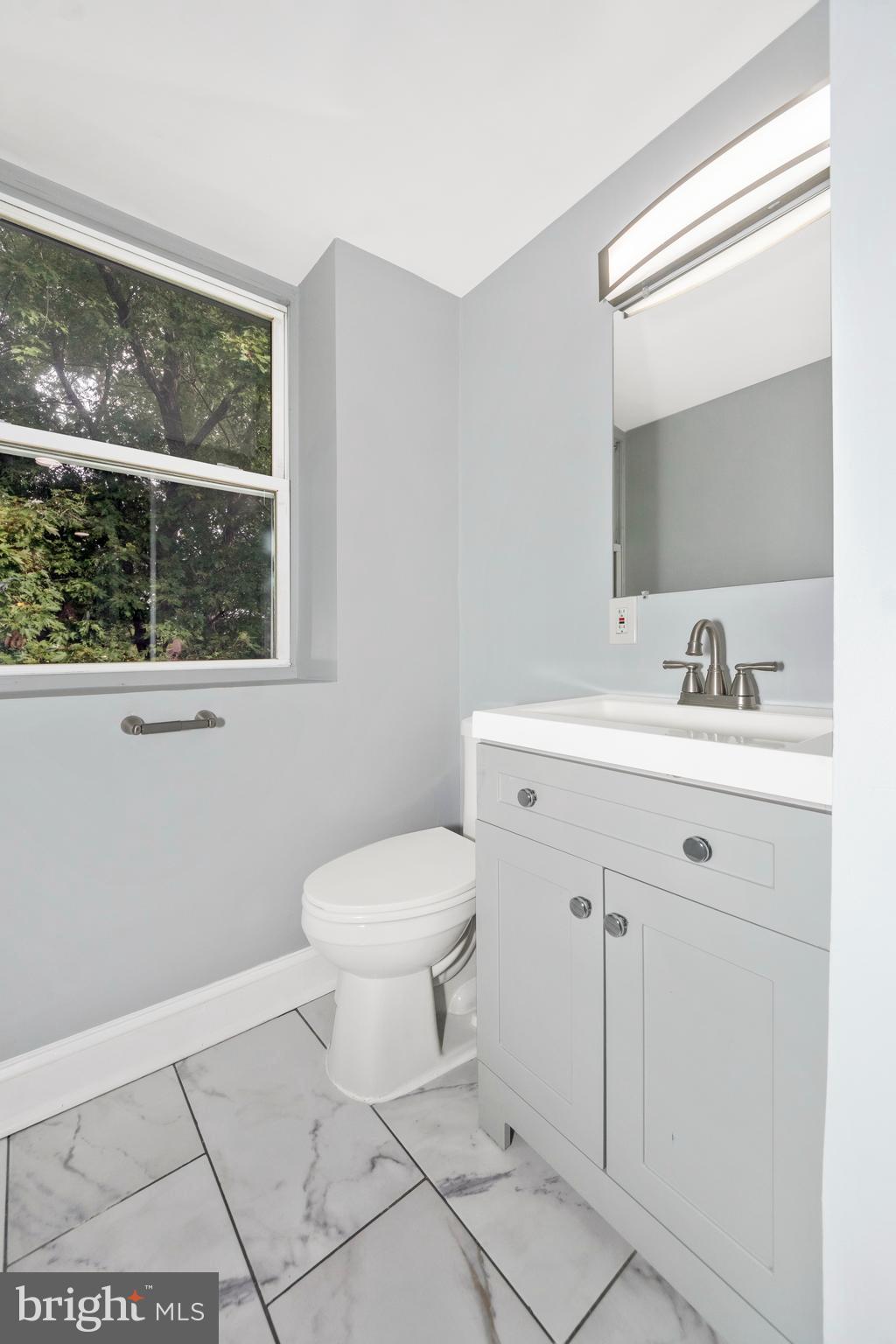 7702 Burnside Road Landover, MD 20785 - Photo 34 of 52