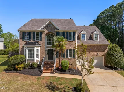 $799,000 | 805 Cricketfield Lane, Cary, NC 27518