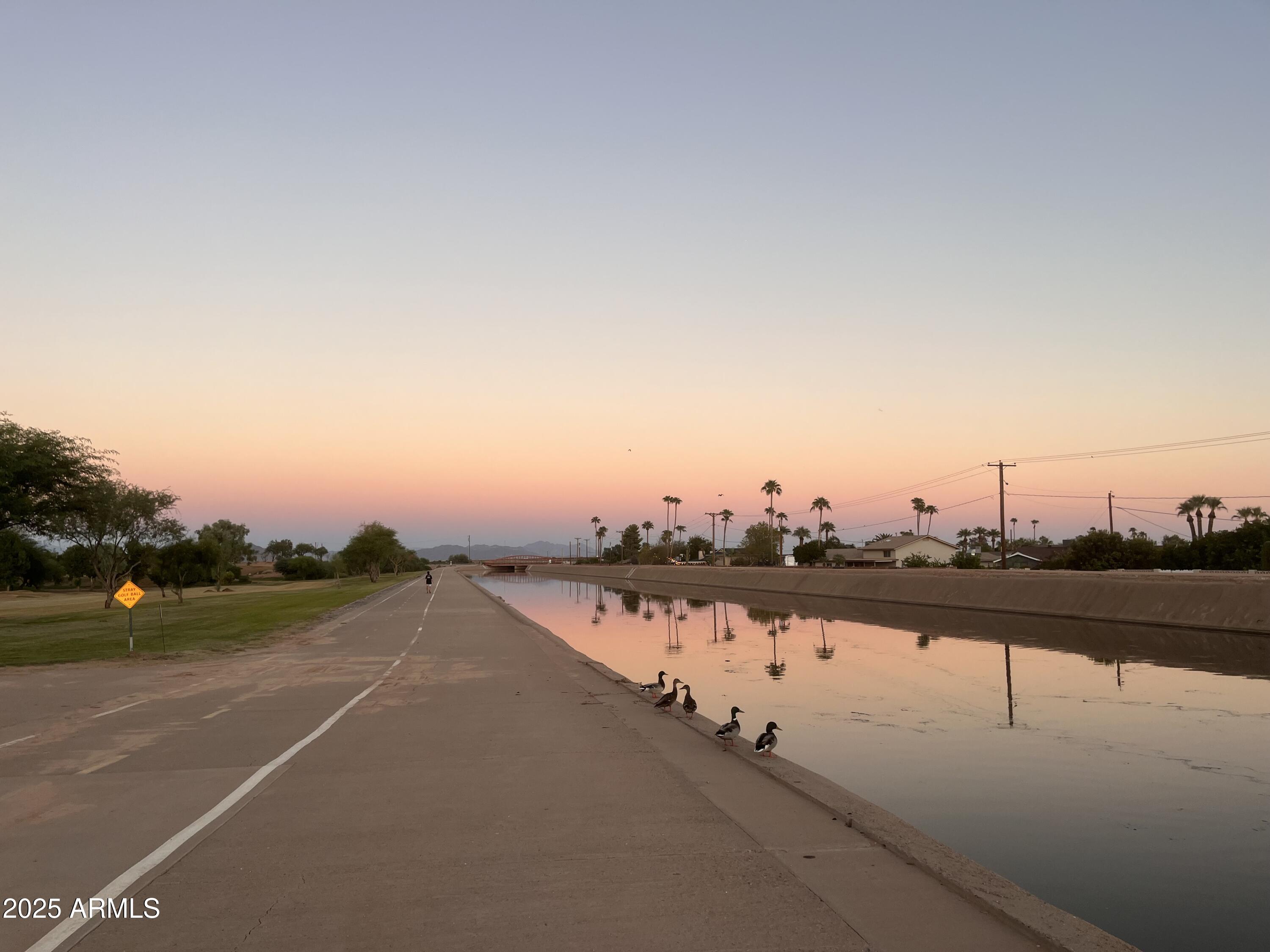 4950 North Miller Road, Unit 130 Scottsdale, AZ 85251 - Photo 23 of 28 bike path