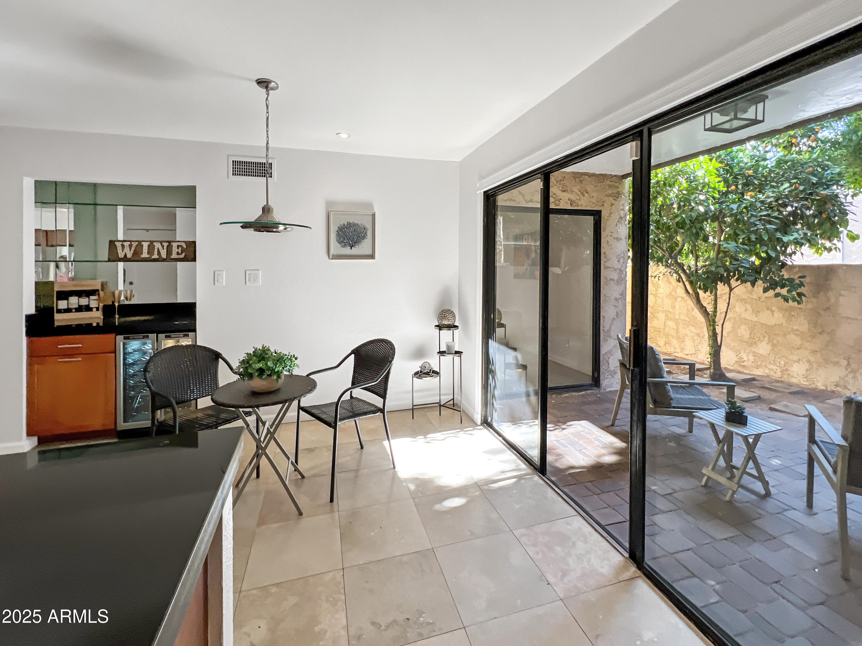 4950 North Miller Road, Unit 130 Scottsdale, AZ 85251 - Photo 9 of 28 4de05ee9a8a2d60165befcd5fb579c0ceac18d54