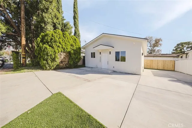 $1,199,000 | 7961 Apperson Street, Sunland, CA 91040