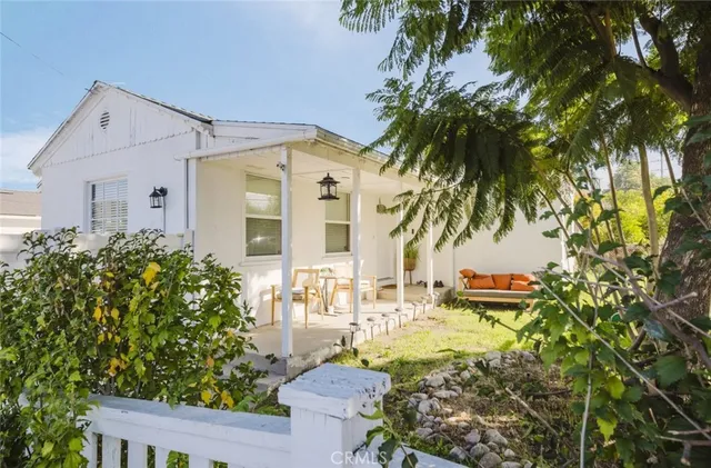 $1,199,000 | 7961 Apperson Street, Sunland, CA 91040