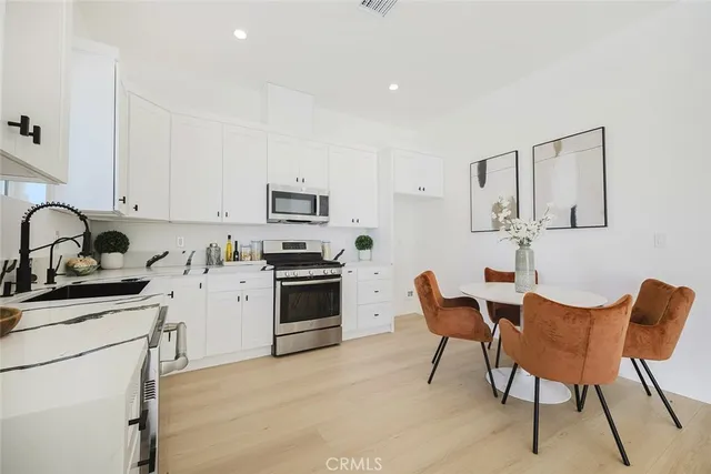 $1,199,000 | 7961 Apperson Street, Sunland, CA 91040