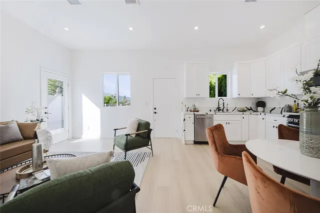 $1,199,000 | 7961 Apperson Street, Sunland, CA 91040