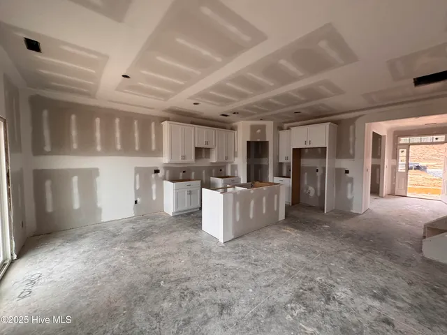 $454,902 | 244 Rough Rdg Trail, Unit 74, Aberdeen, NC 28315