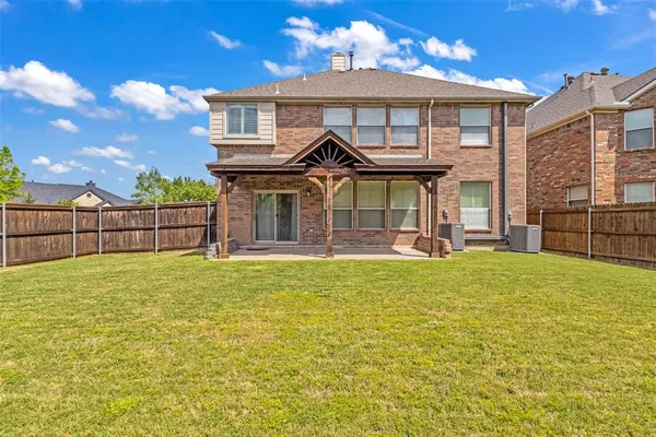 $585,000 | 2007 Chittam Drive, Euless, TX 76039