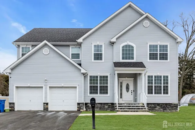 $900,000 | 1497 Thomas Avenue, North Brunswick, NJ 08902