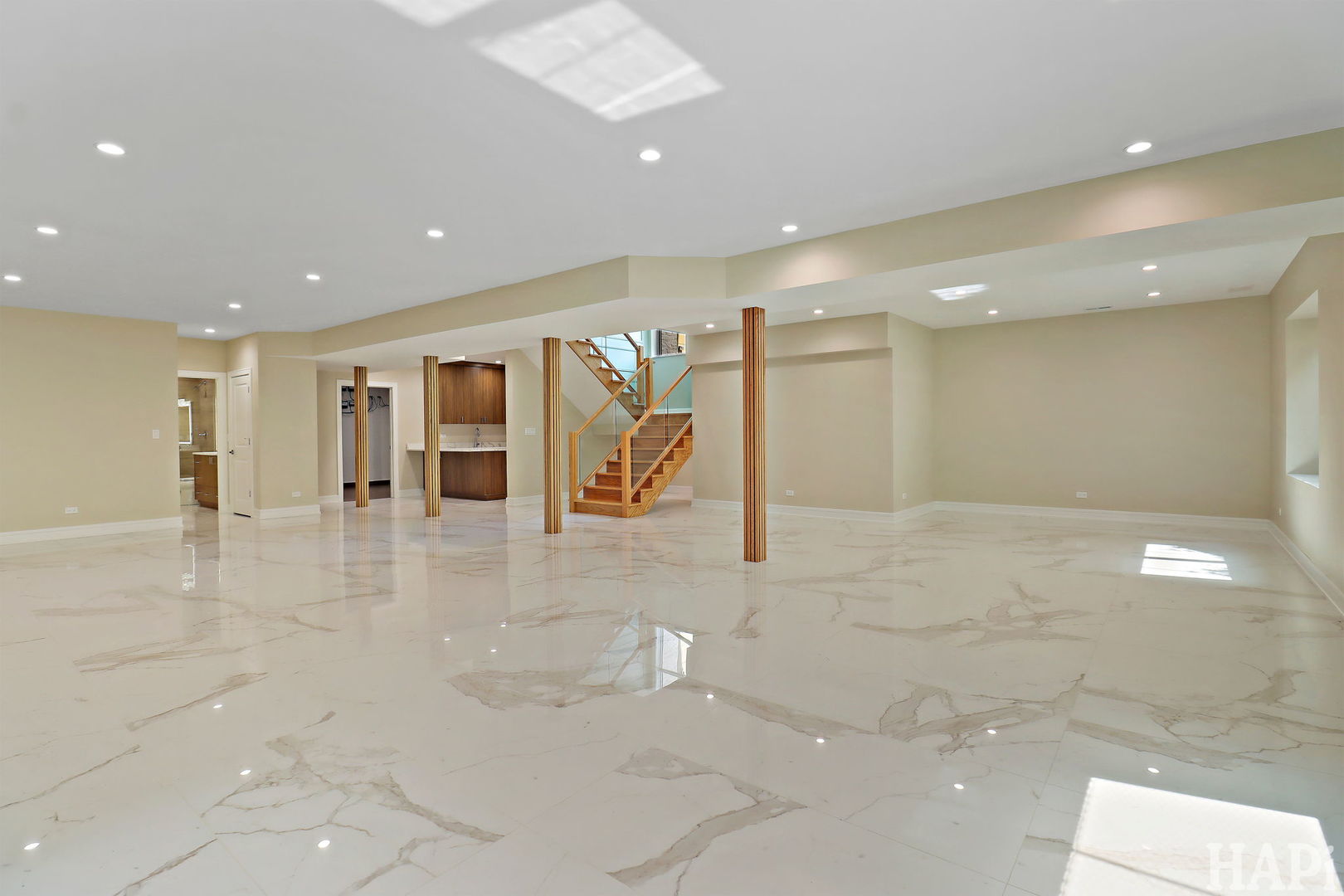 616 Glendale Road Glenview, IL 60025 - Photo 41 of 57 Gallery Image 41