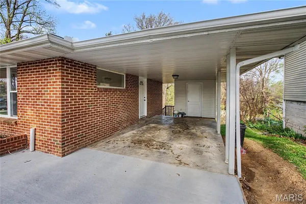 $190,000 | 1635 North Spanish Street, Cape Girardeau, MO 63701