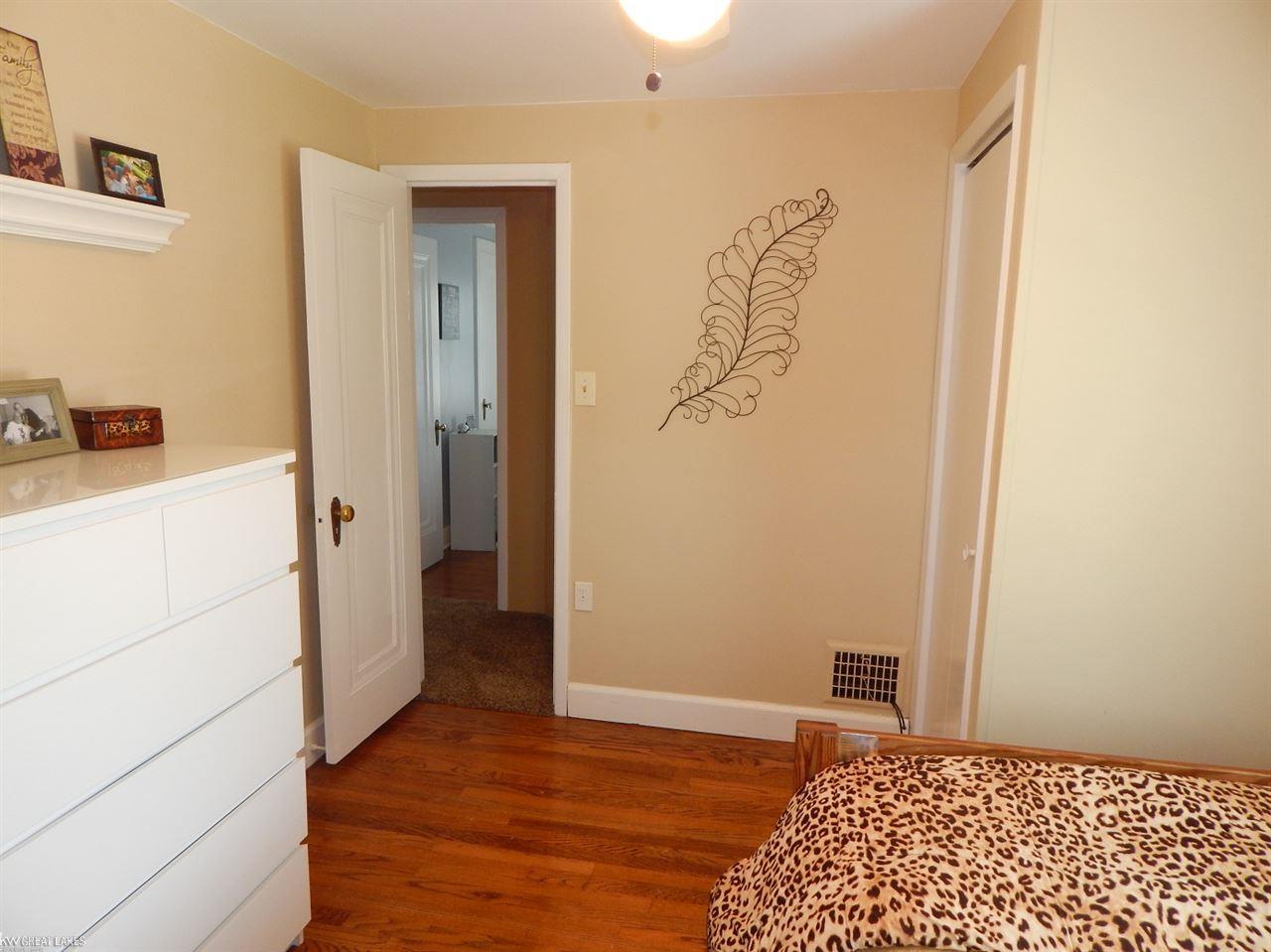 1793 Hampton Road Grosse Pointe, MI 48236 - Photo 33 of 69 31354587-32.JPG