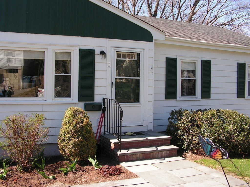 11 Roberts Road Canton, MA 02021 - Photo 15 of 17 Gallery Image 15