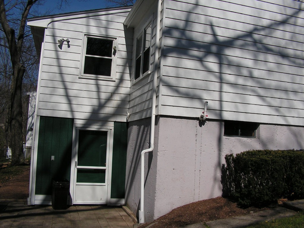 11 Roberts Road Canton, MA 02021 - Photo 16 of 17 Gallery Image 16